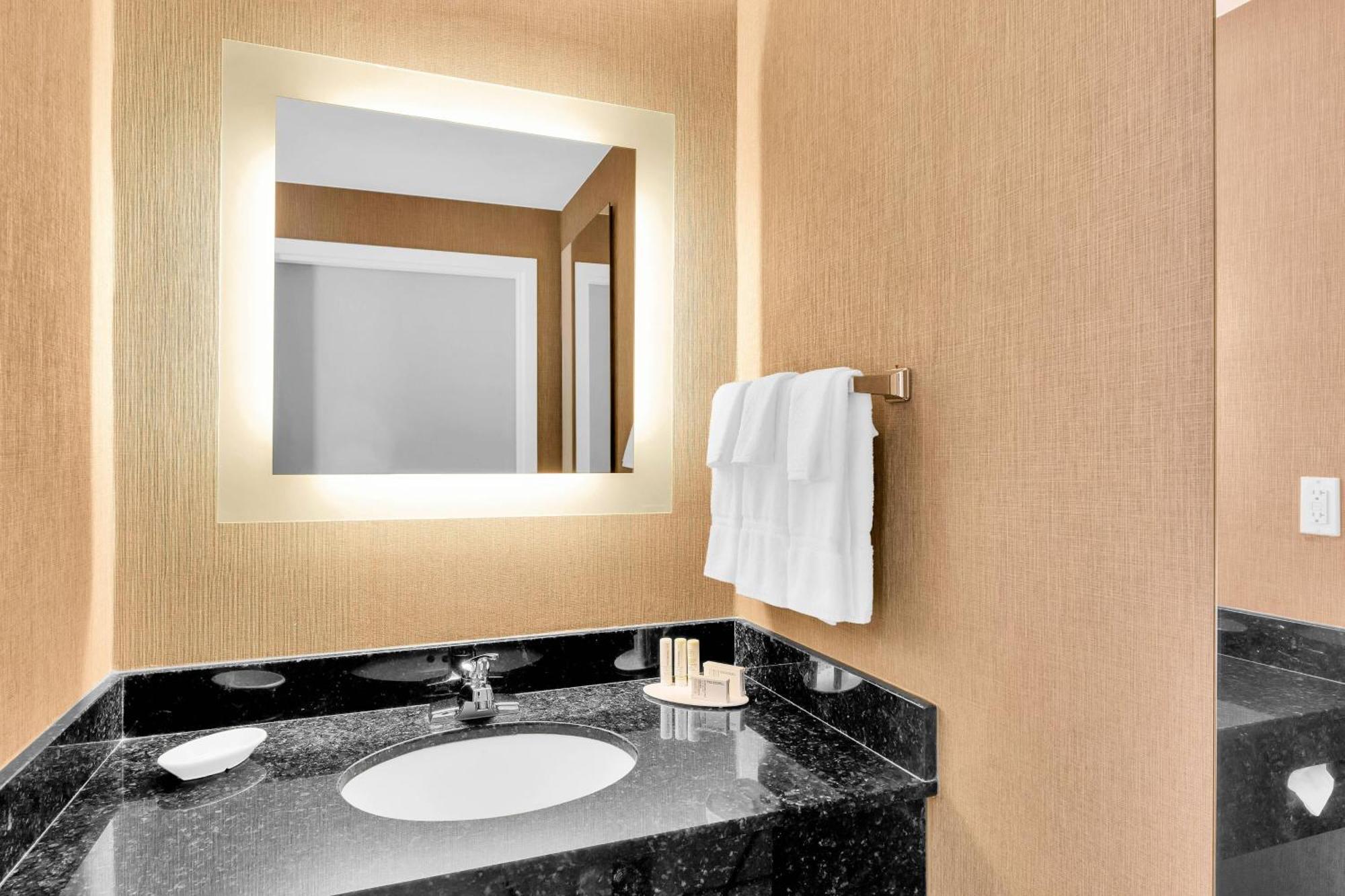 Springhill Suites By Marriott Tarrytown Westchester County Exteriör bild